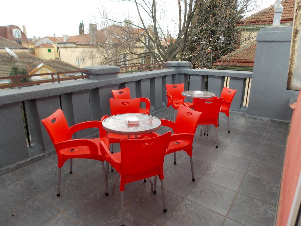 Guest House Miss Depolo Belgrado Exterior foto